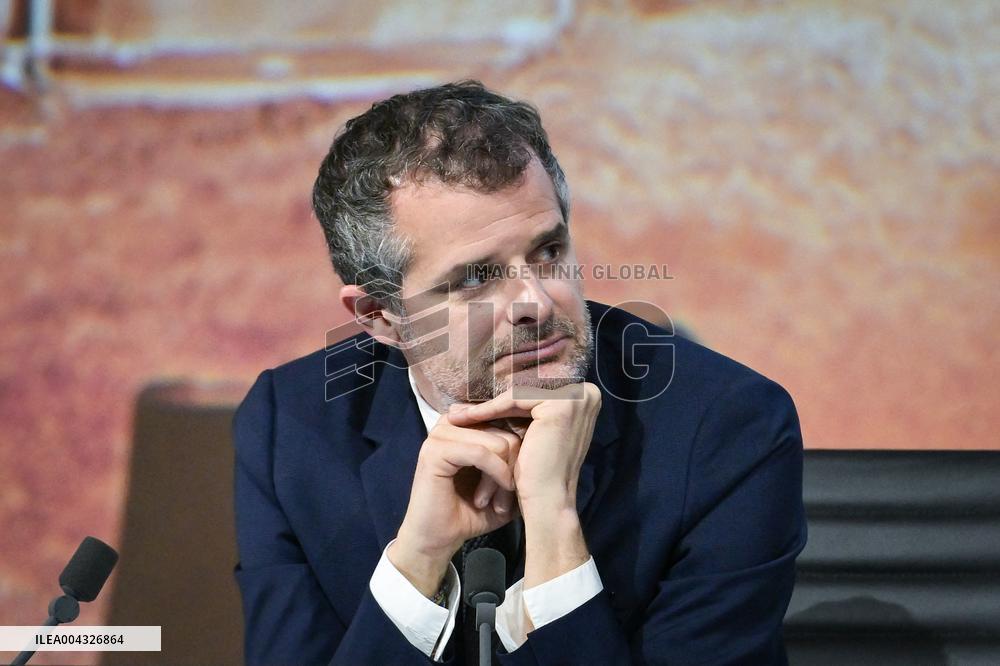 General meeting of LVMH in Paris - FA