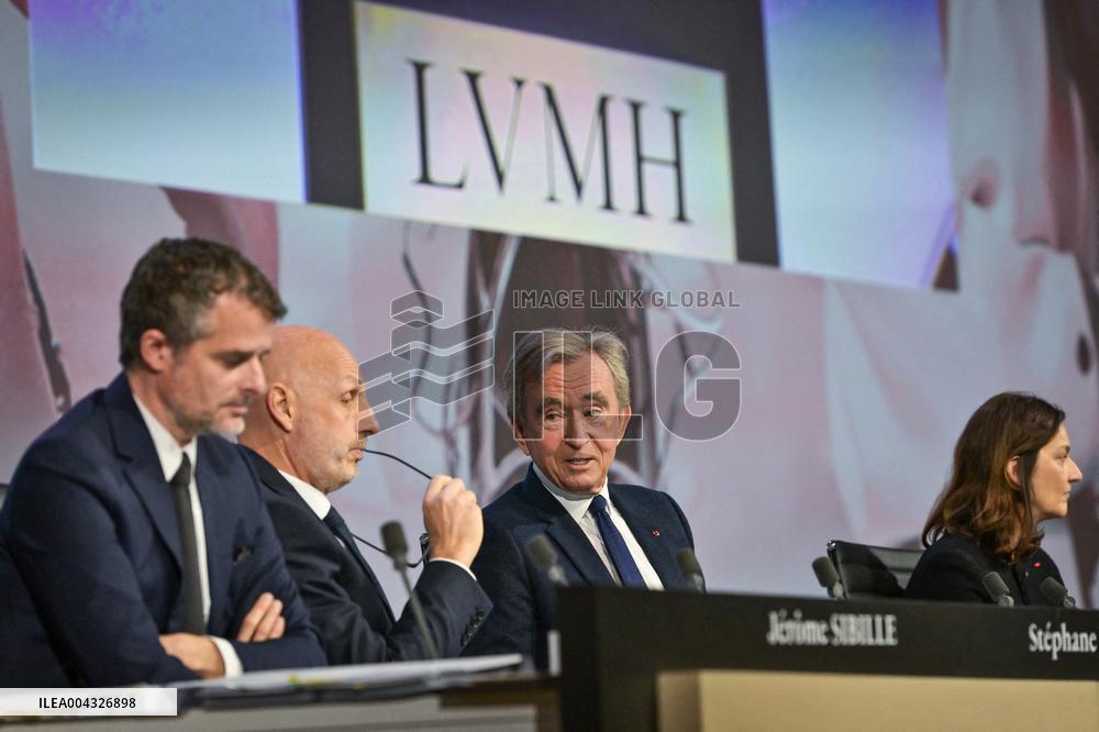 General meeting of LVMH in Paris - FA