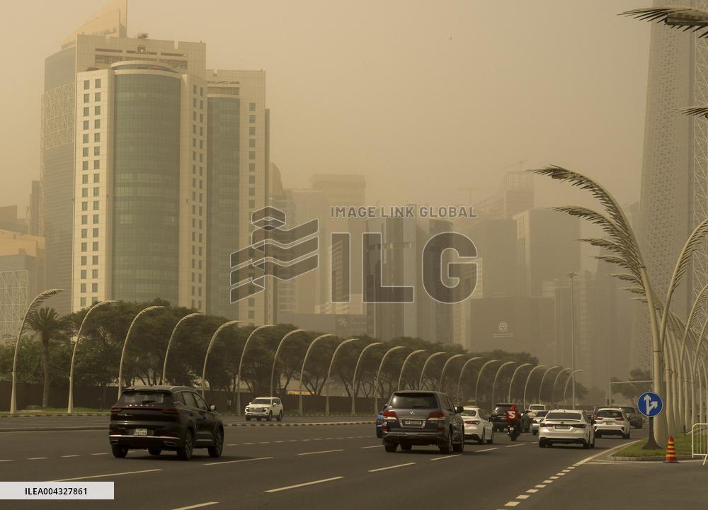 Sandstorm Hits Doha - Qatar