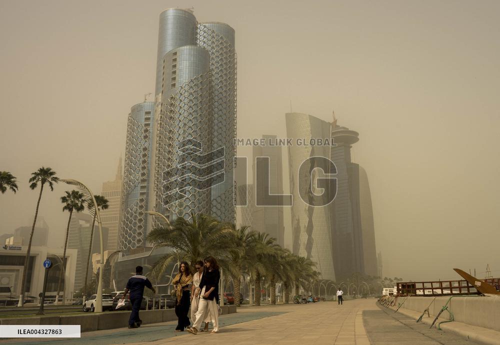Sandstorm Hits Doha - Qatar