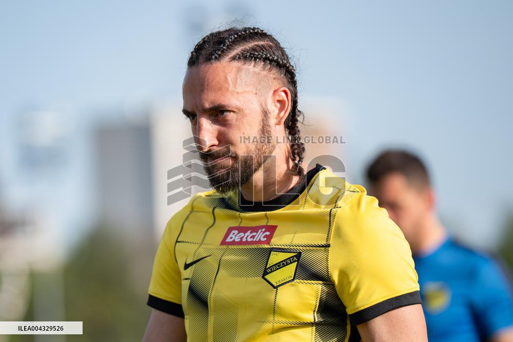 Wieczysta Krakow V Swit Szczecin - Betclic 2 Liga