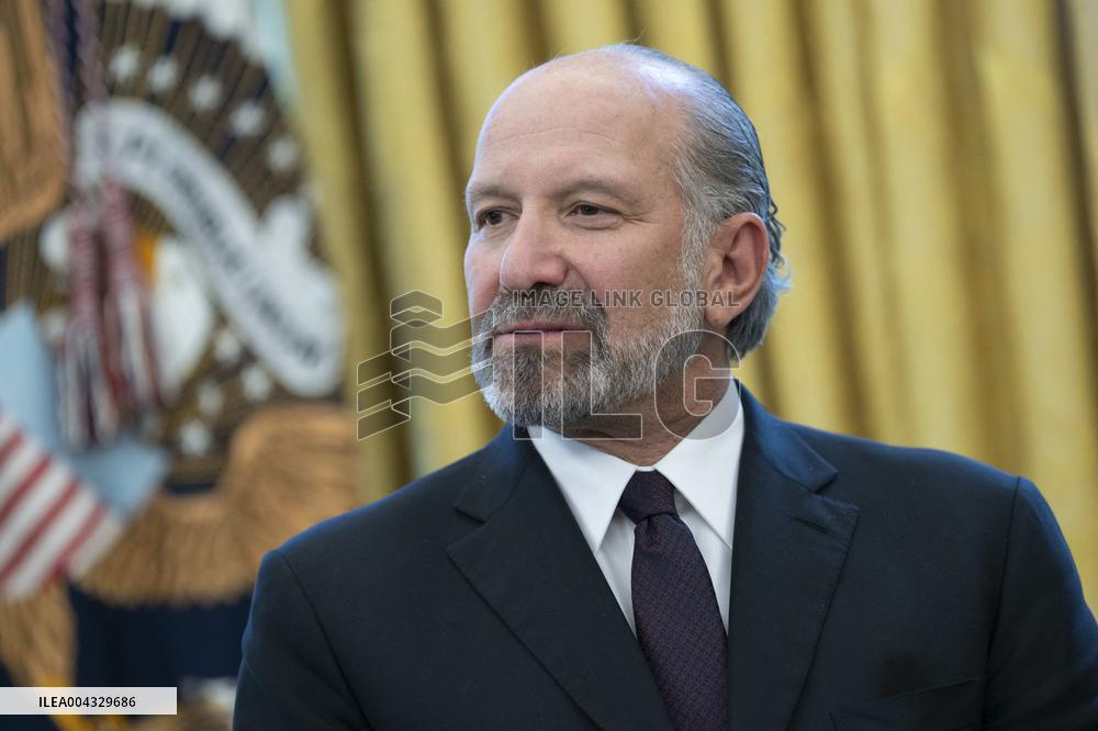 Trump Signs a Proclamation Expanding Fishing Rights in the Pacific islands