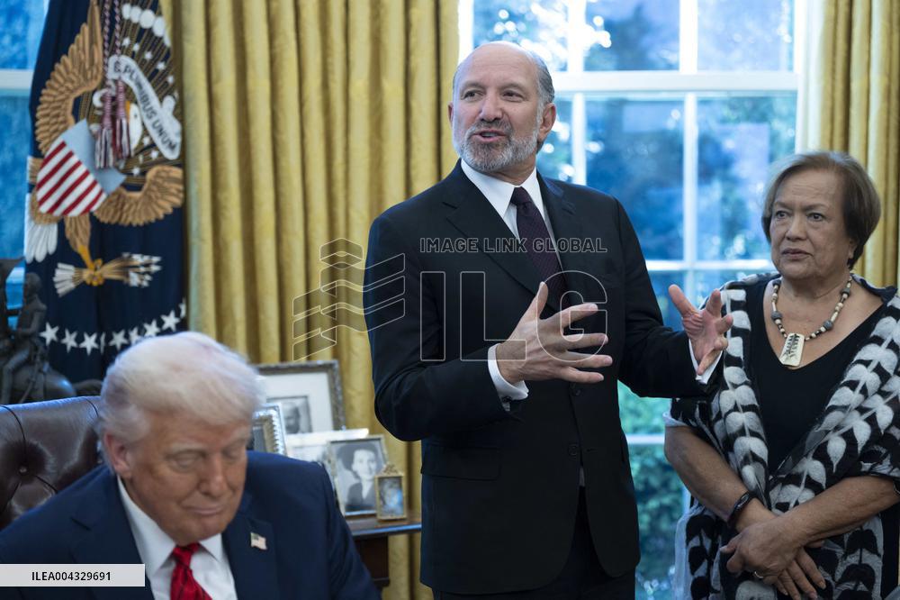 Trump Signs a Proclamation Expanding Fishing Rights in the Pacific islands