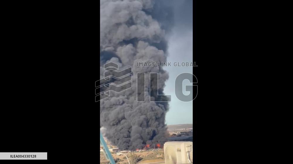 Spain: Fire Erupts at Recycling Plant in Almería 2