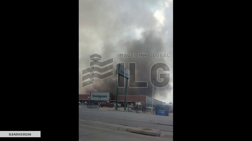 US: Huge Dust Cloud Kicked up by Winds Amid Tornado-Warned Storm in Nebraska 2