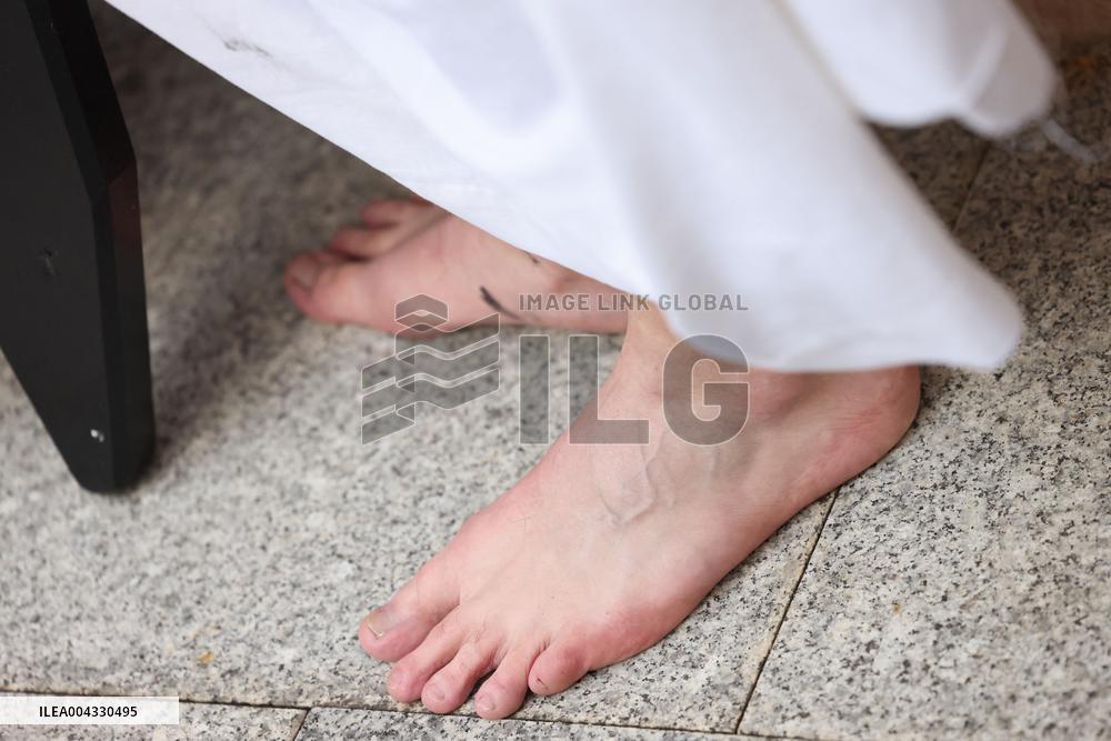 The Traditional Mass With The Lavanda - Calvi
