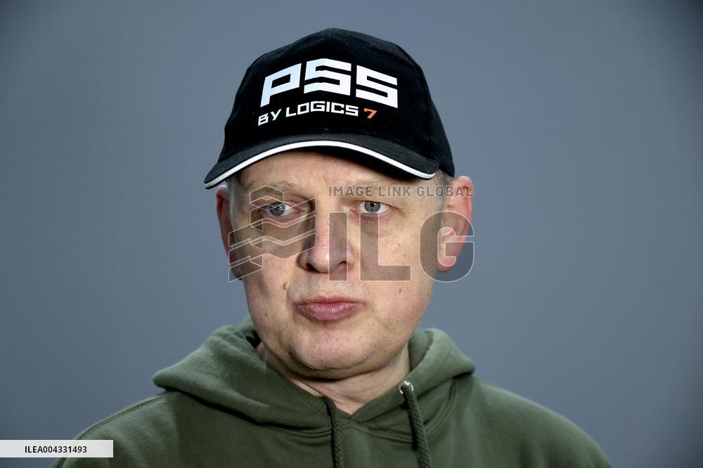 Presentation of Ukraine-made shooting training simulators in Kharkiv