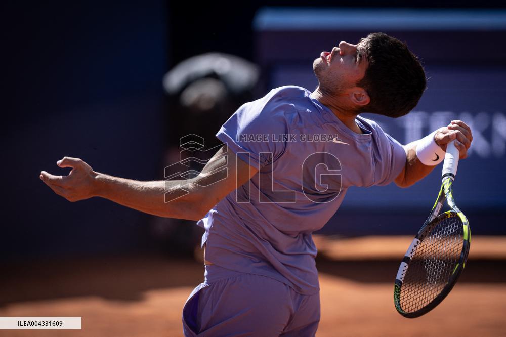 Barcelona Open 2025 - Round of 16 - Alcaraz v Laslo Djere