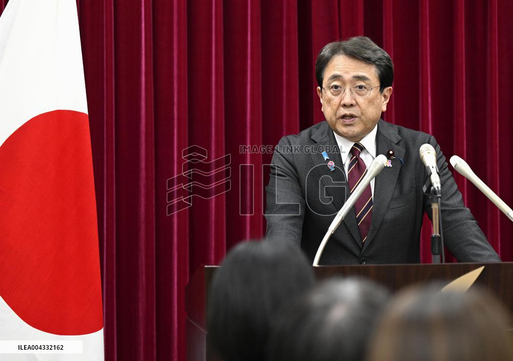 Tariff negotiator back to Japan