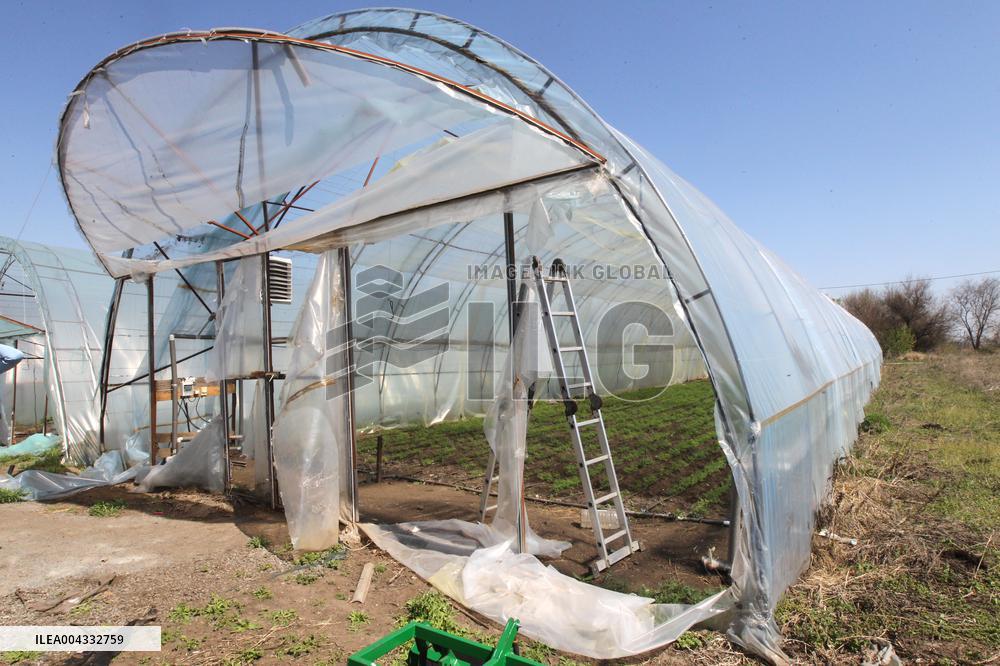 Outskirts of Dnipro come under Russian attack