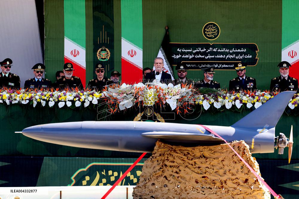 President Masoud Pezeshkian attend annual Army Day - Tehran