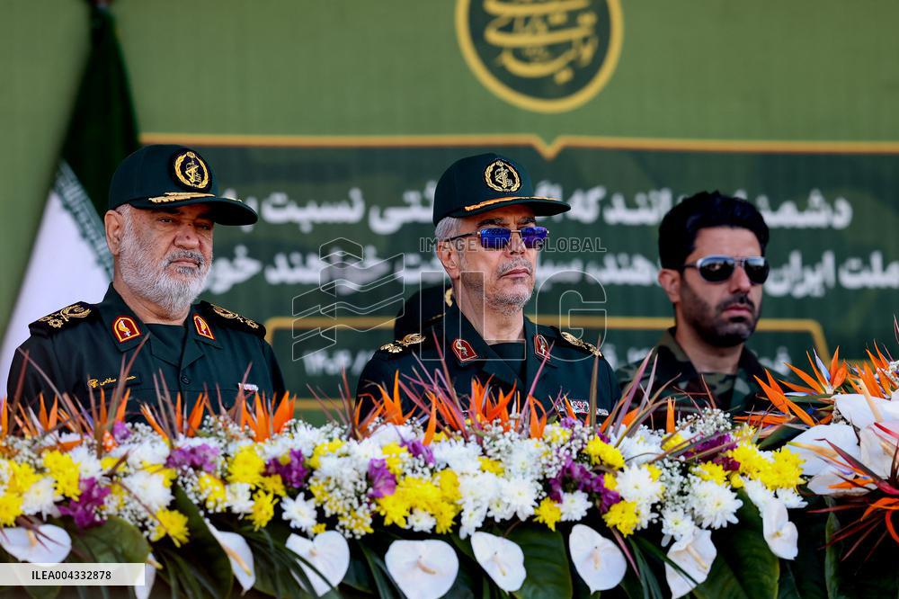 President Masoud Pezeshkian attend annual Army Day - Tehran