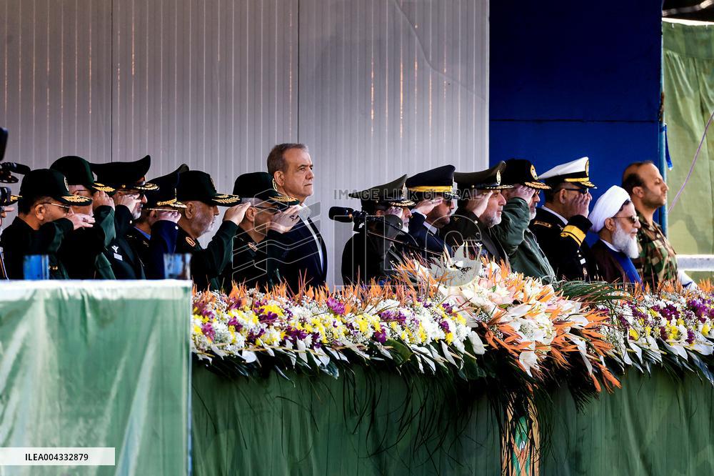 President Masoud Pezeshkian attend annual Army Day - Tehran