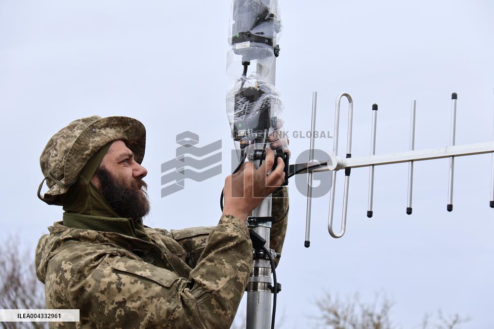 Training of operators of ground robotic systems