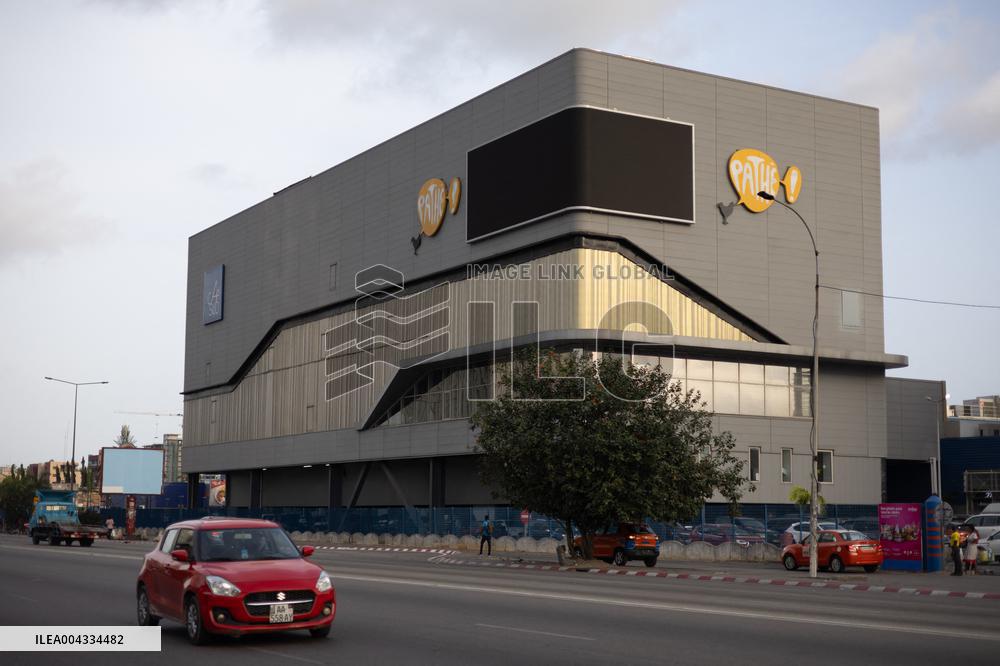 City Life in Abidjan