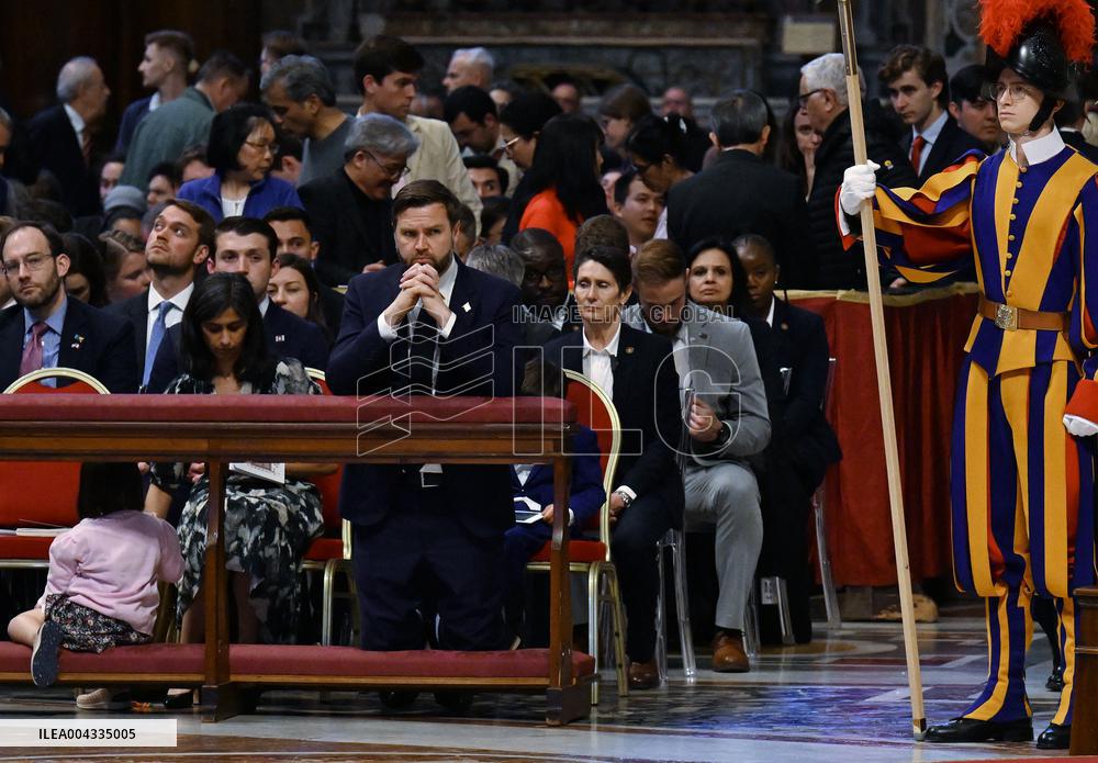 J.D. Vance Attends Good Friday Mass - Vatican