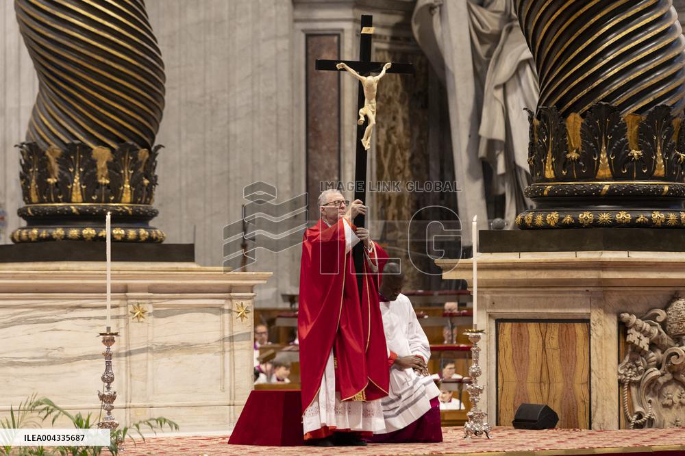 Passion of Christ Mass on Good Friday - Vatican