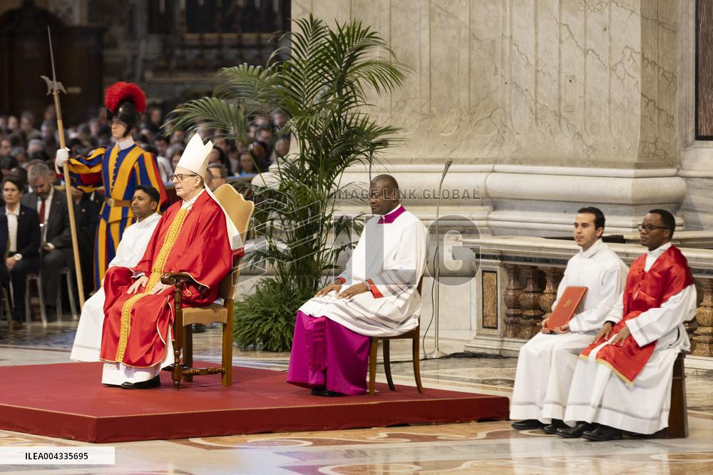 Passion of Christ Mass on Good Friday - Vatican
