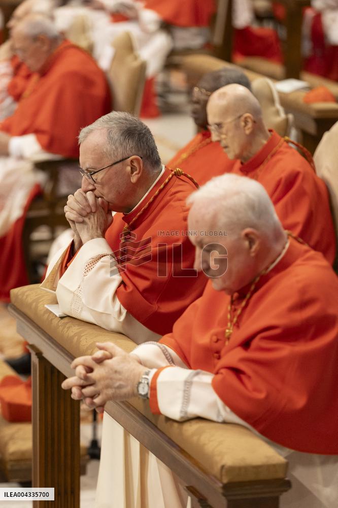 Passion of Christ Mass on Good Friday - Vatican