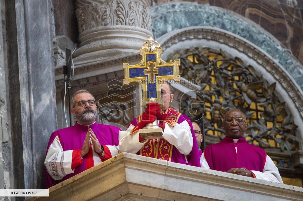 Exposition of the Relic of the Holy Cross - Vatican