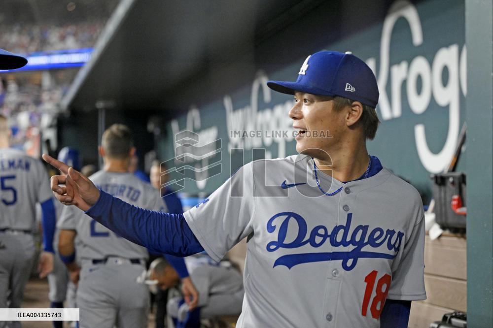 Baseball: Dodgers vs. Rangers