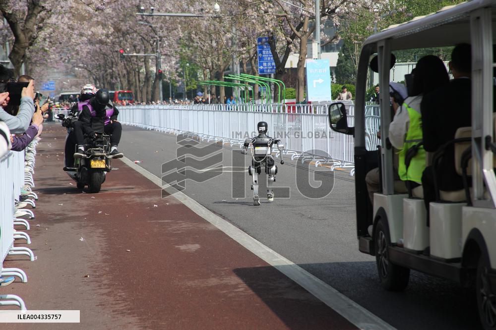 World First Humanoid Robot Half Marathon in Beijing
