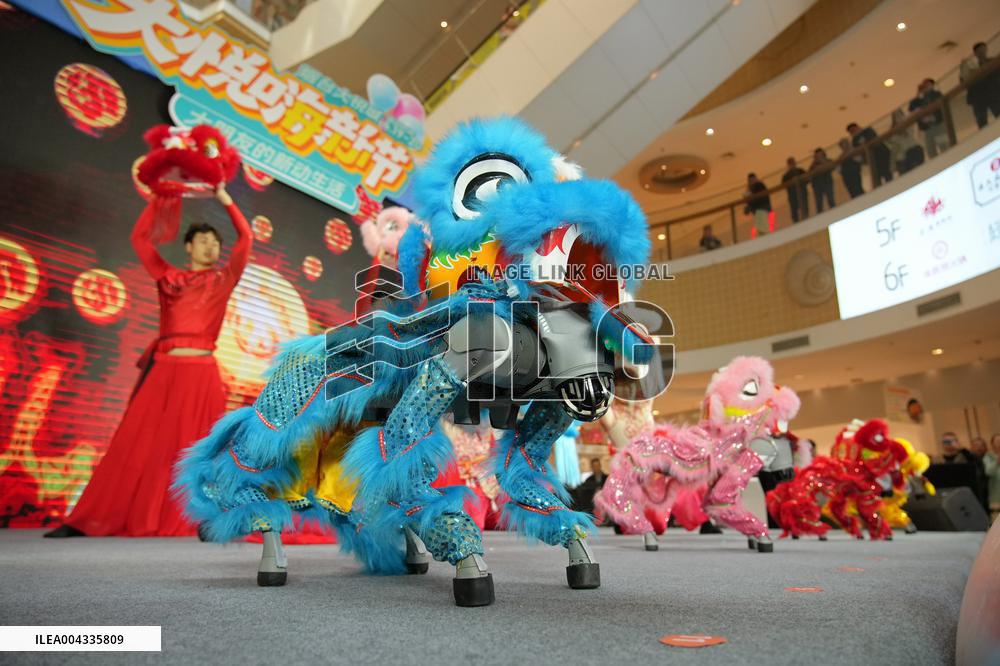 Unitree Go2 Robot Dogs Performing Lion Dance in Yantai
