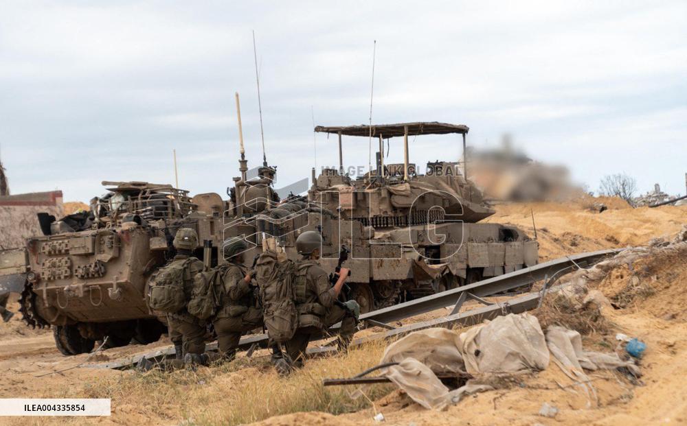 Israeli Troops Operating In Gaza Strip