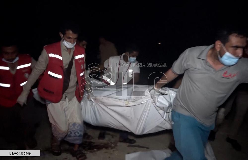 Deadly US airstrike on Yemeni oil port