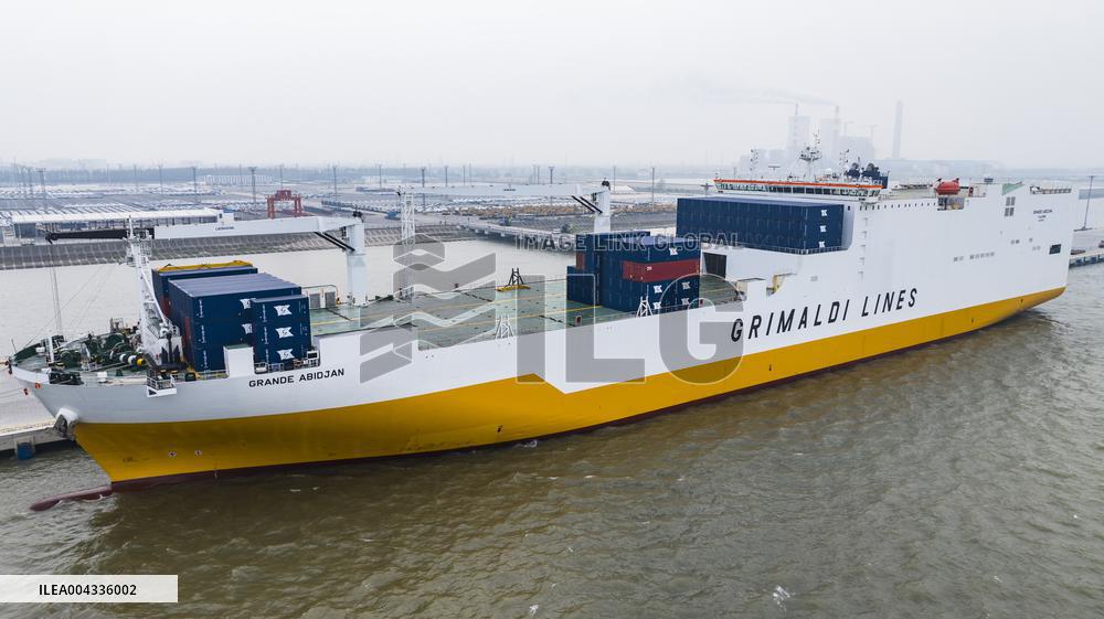 First Shipping Route From the Yangtze River to Africa Opened