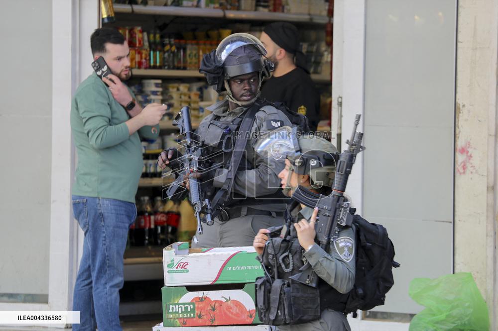 Israeli forces block the streets during Passover in Hebron