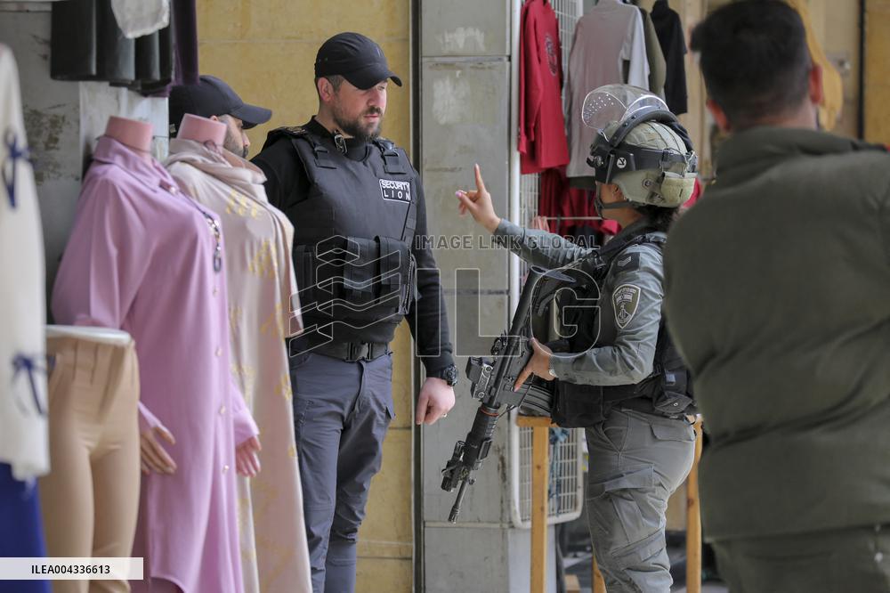Israeli forces block the streets during Passover in Hebron