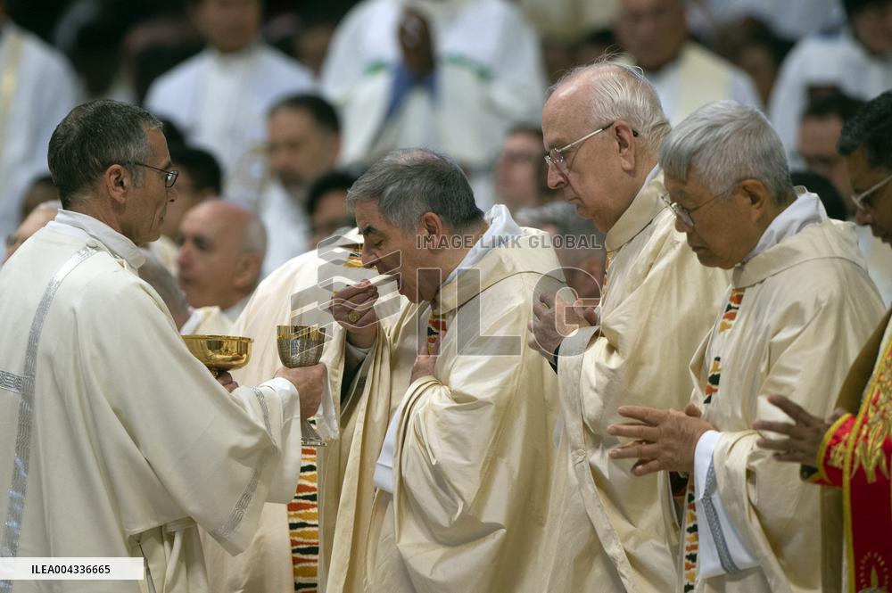 Chrism Mass Presided by Cardinal Domenico Calcagno - Vatican