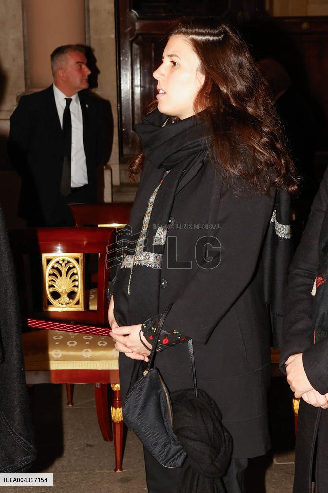 Teresa Urquijo and Beatriz Moreno y de Borbon At Procession of the Christ of the Halberdiers - Madrid