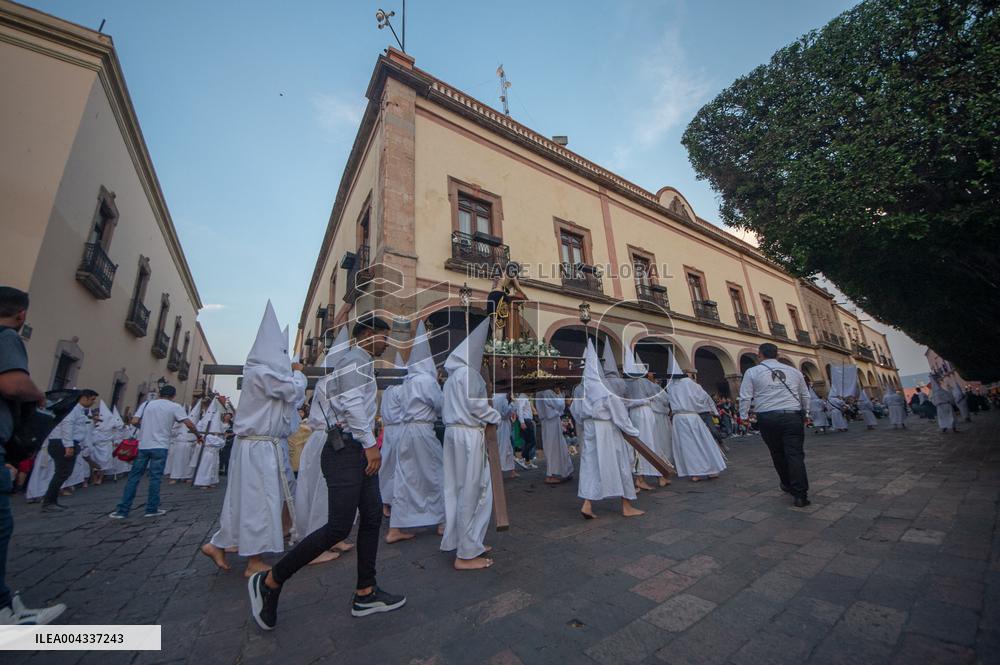 Good Friday Procession In Toluca - Mexico