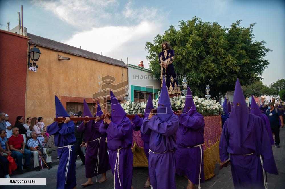 Good Friday Procession In Toluca - Mexico