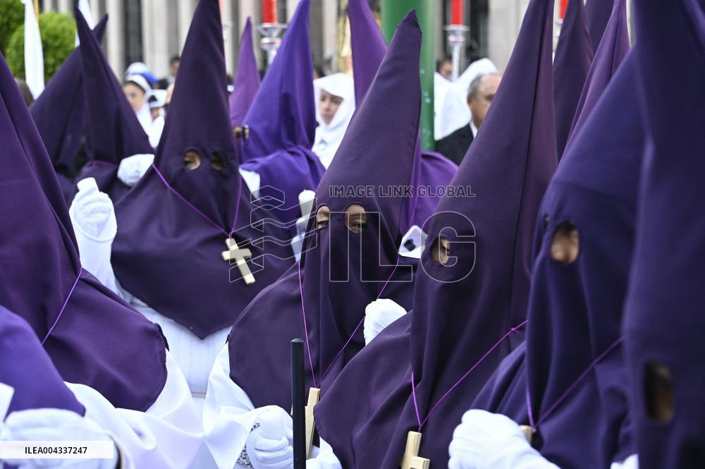 Good Friday Procession In Toluca - Mexico