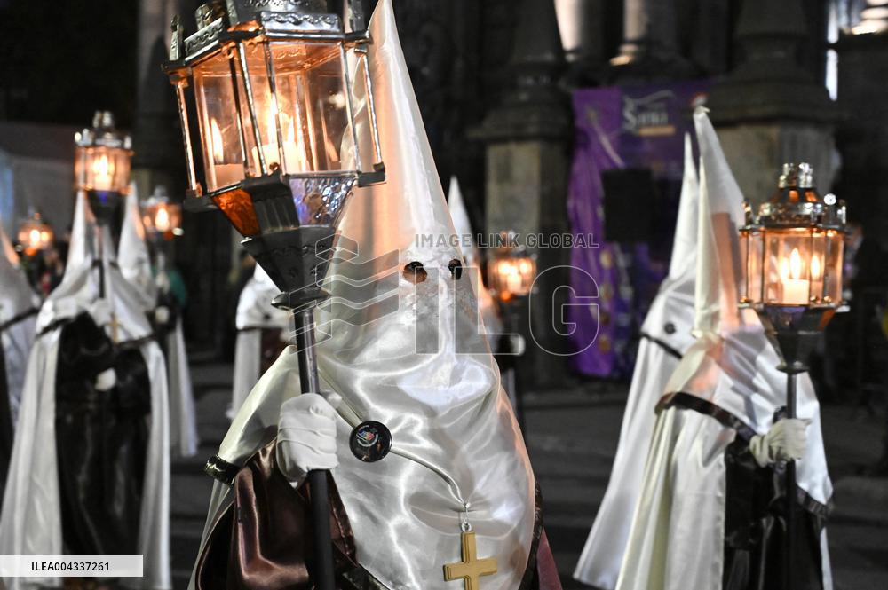 Good Friday Procession In Toluca - Mexico