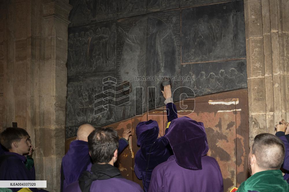 Procession of the Way of Calvary on Good Friday - Cuenca