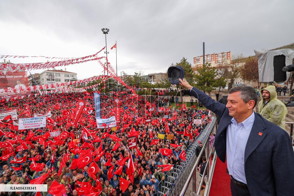 Around 100 tractors join opposition protest in central Turkey - Yozgat