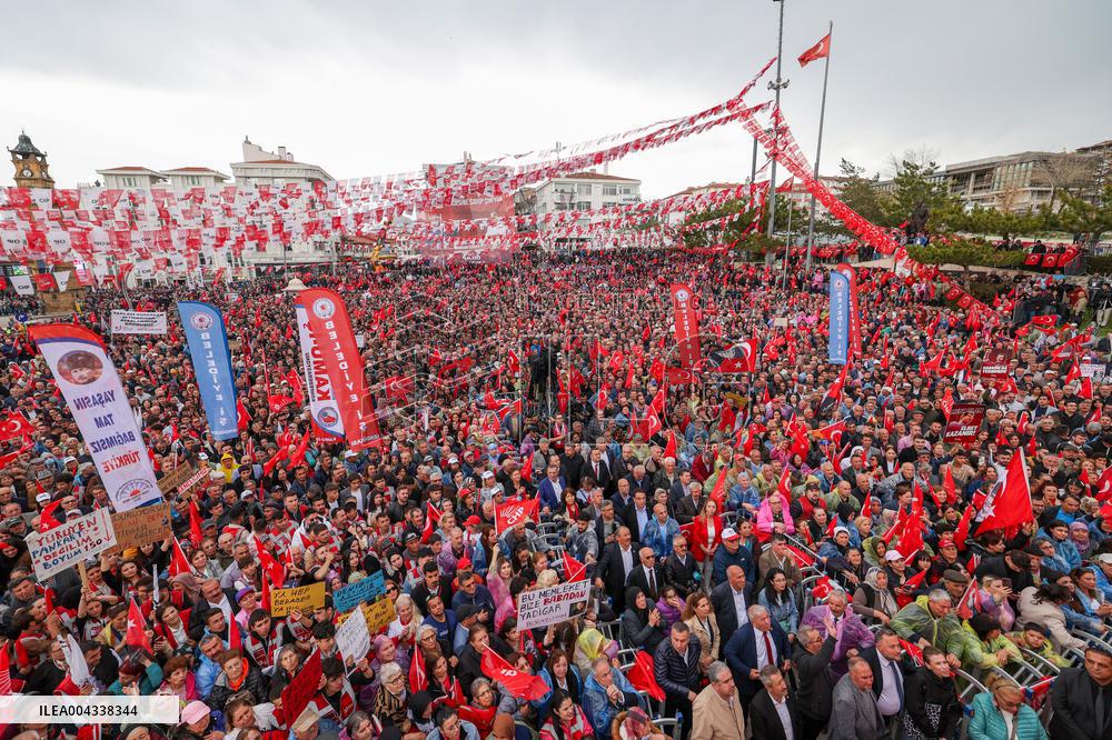Around 100 tractors join opposition protest in central Turkey - Yozgat