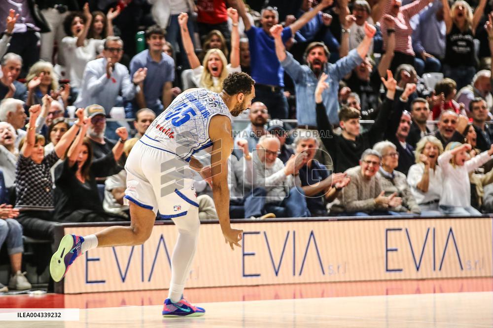 BASKET - Serie A - UNAHOTELS Reggio Emilia vs Napolibasket