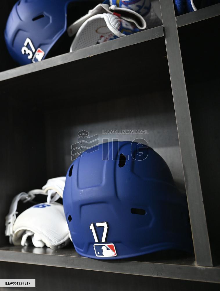 Baseball: Ohtani placed on paternity list