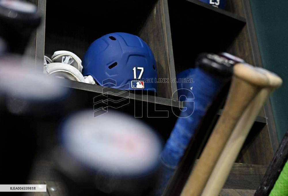 Baseball: Ohtani placed on paternity list