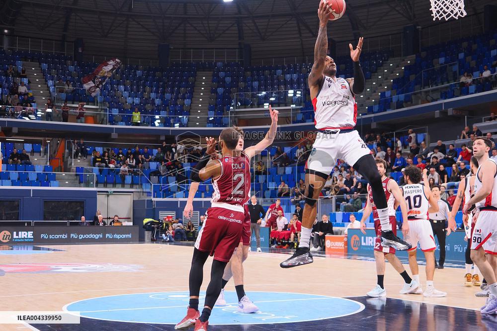 BASKET - Serie A2 - Wegreenit Urania Milano vs Libertas Livorno 1947