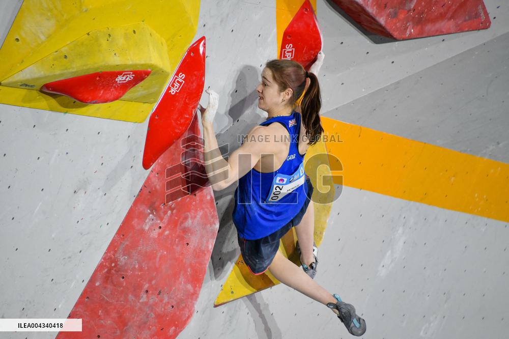 Oriane Bertone Wins Silver At Women s Boulder final at IFSC Climbing World Cup Keqiao 2025 - China