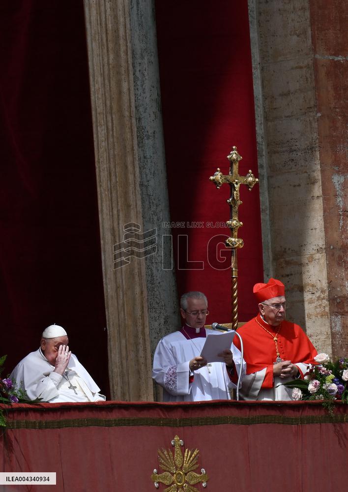 Pope Francis Delivers His Easter Message Urbi et Orbi - Vatican