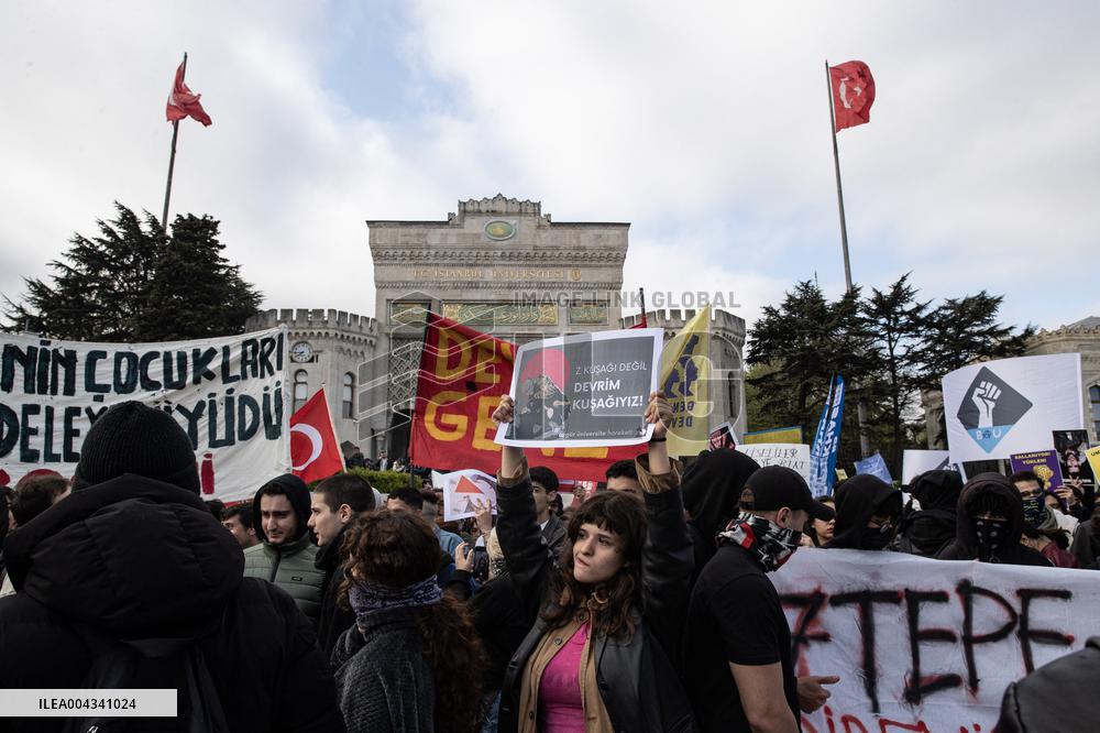 Protests Continue A Month After İstanbul Mayors Detention - Turkey