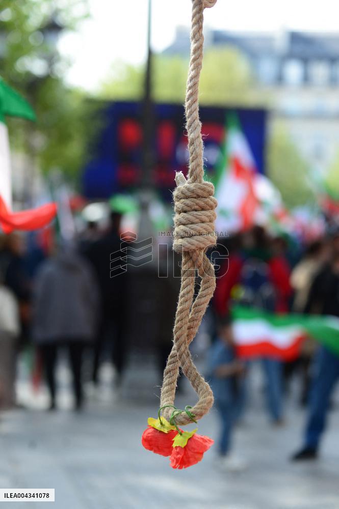 Protest Against the Execution of Political Prisoners in Iran - Paris