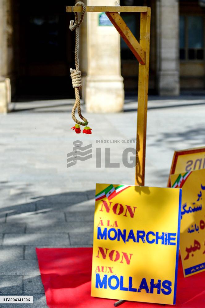 Protest Against the Execution of Political Prisoners in Iran - Paris